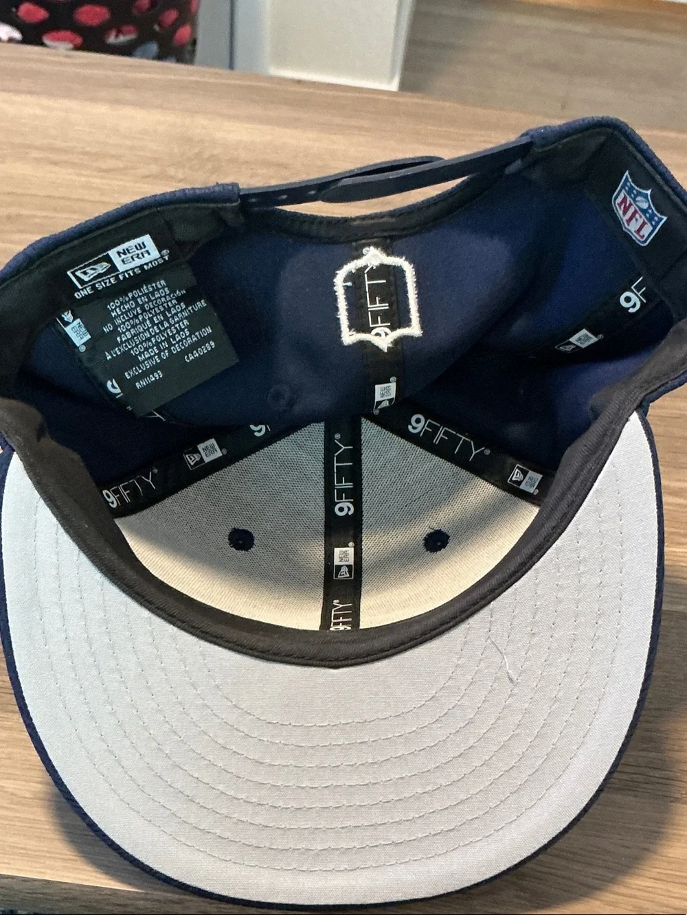 New Era Navy and White Denver Broncos 9FIFTY Snapback Hat